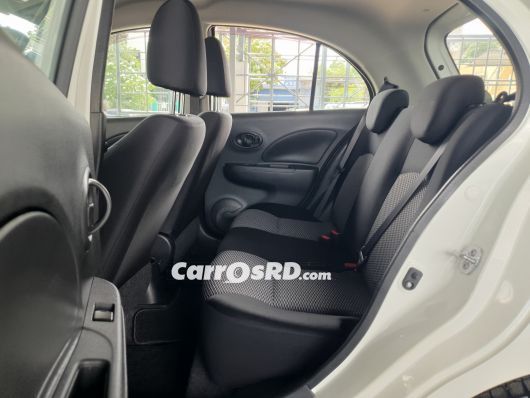 Nissan March Carros en venta