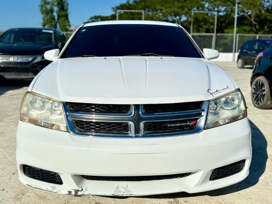 Dodge Avenger SE en venta