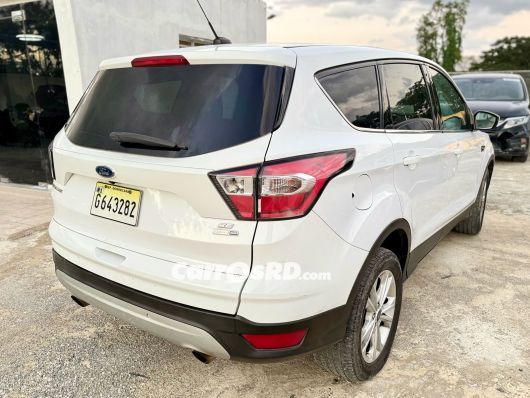 Ford Escape Jeepeta en venta