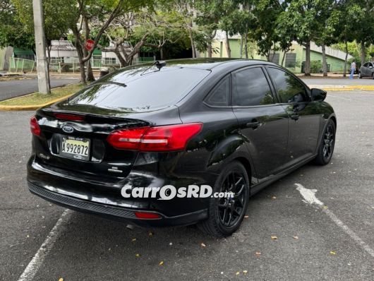 Ford Focus Carros en venta