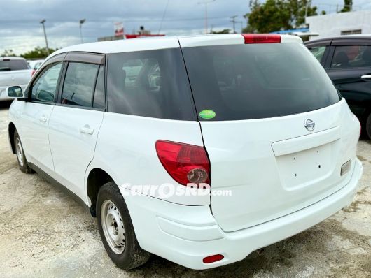 Nissan AD Carros en venta