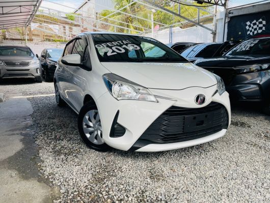 Toyota Vitz Básico en venta
