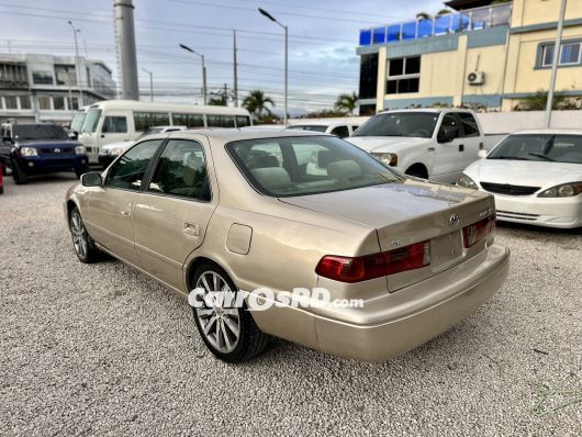 Toyota Camry Carros en venta