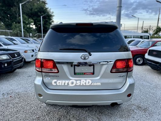 Toyota Fortuner Jeepeta en venta
