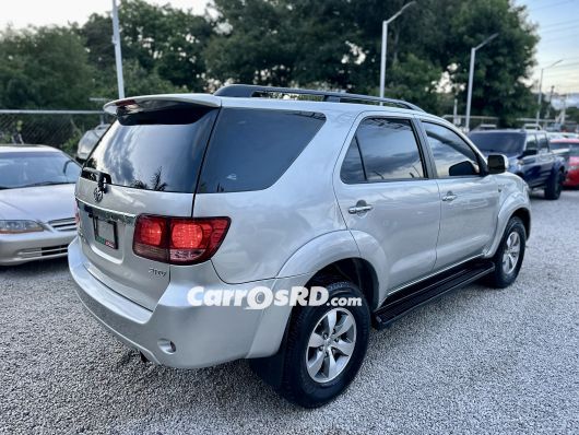 Toyota Fortuner Jeepeta en venta