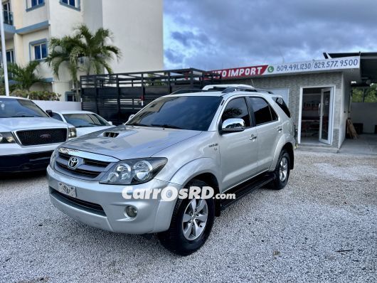 Toyota Fortuner Jeepeta en venta