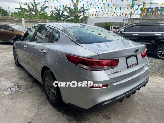 Kia Optima Carros en venta
