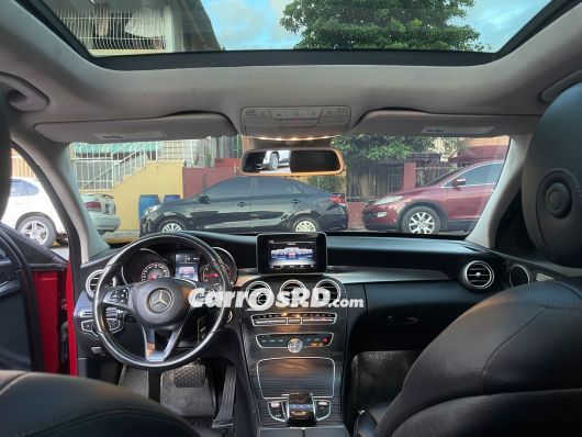 Mercedes-Benz Clase C Carros en venta