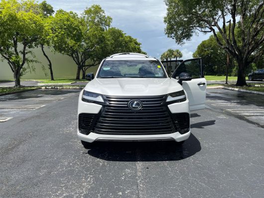 Lexus LX 600 Luxury en venta