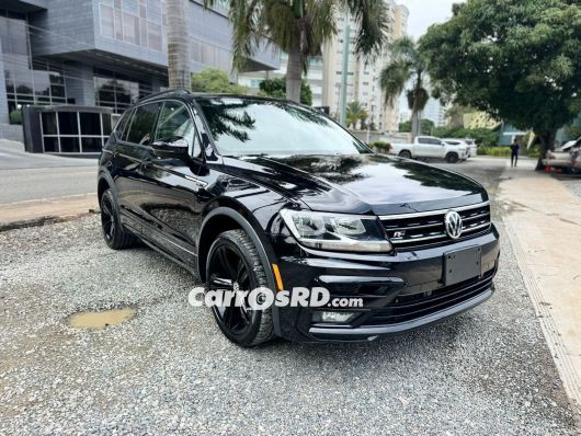 Volkswagen Tiguan Carros en venta