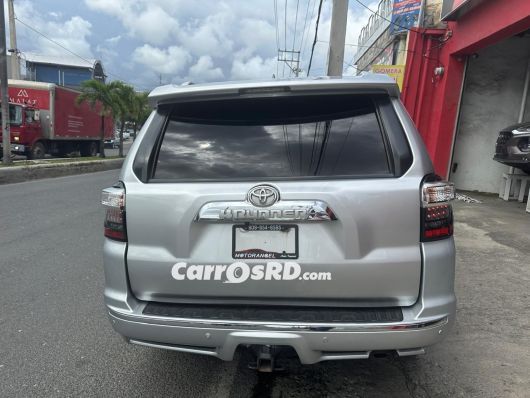 Toyota 4Runner Jeepeta en venta