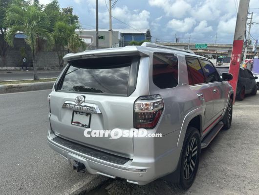 Toyota 4Runner Jeepeta en venta