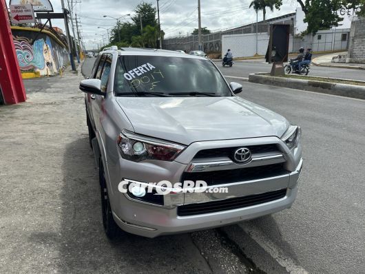 Toyota 4Runner Jeepeta en venta