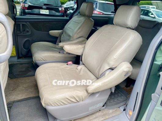 Toyota Sienna Hatchback en venta