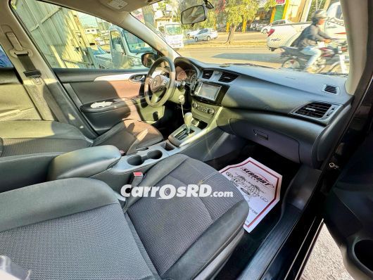 Nissan Sentra Carros en venta