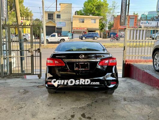 Nissan Sentra Carros en venta