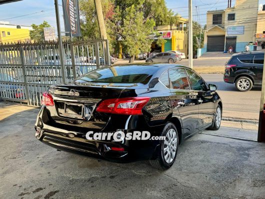 Nissan Sentra Carros en venta