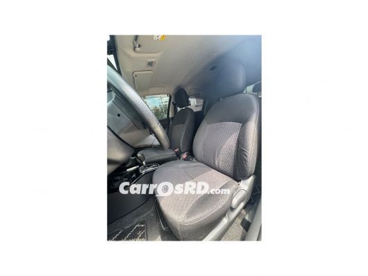 Mitsubishi Mirage Carros en venta
