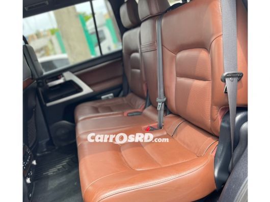 Toyota Land Cruiser Jeepeta en venta