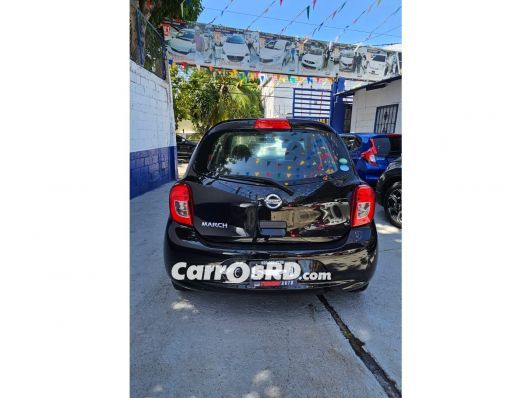Nissan March Carros en venta