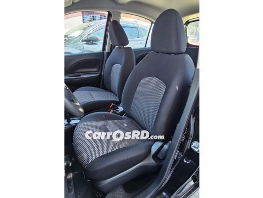 Nissan March Carros en venta
