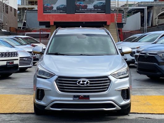 Hyundai Grand Santa Fe SEL en venta