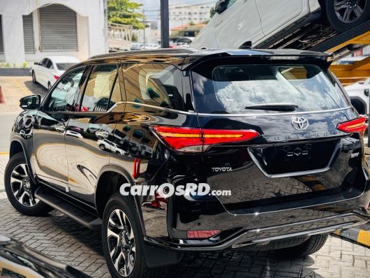Toyota Fortuner Jeep en venta
