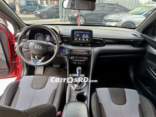 Hyundai Veloster Carros en venta
