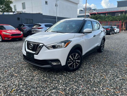 Nissan Kicks S