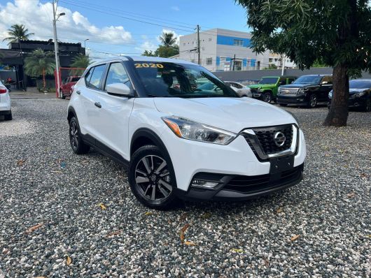 Nissan Kicks S
