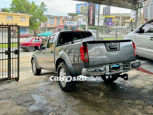 Nissan Frontier Camioneta en venta