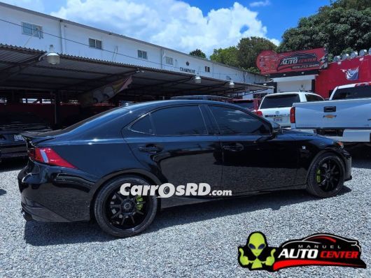 Lexus IS Carros en venta