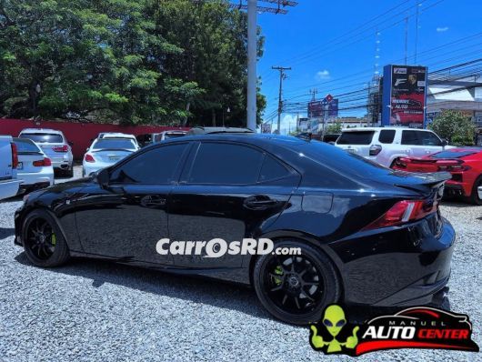 Lexus IS Carros en venta