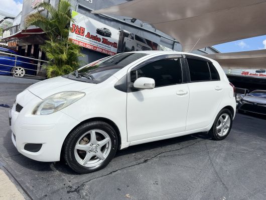 Toyota Vitz Básico en venta