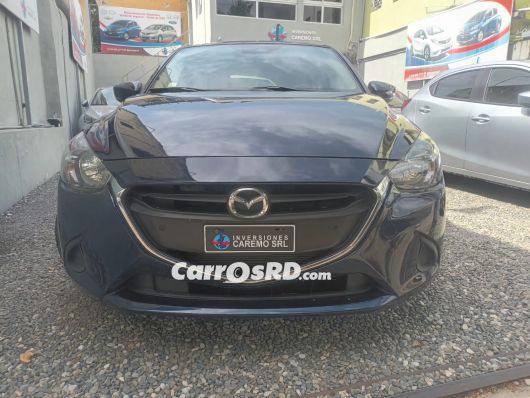 Mazda Demio Carros en venta