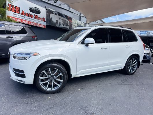 Volvo XC 90 T6 Momentum en venta