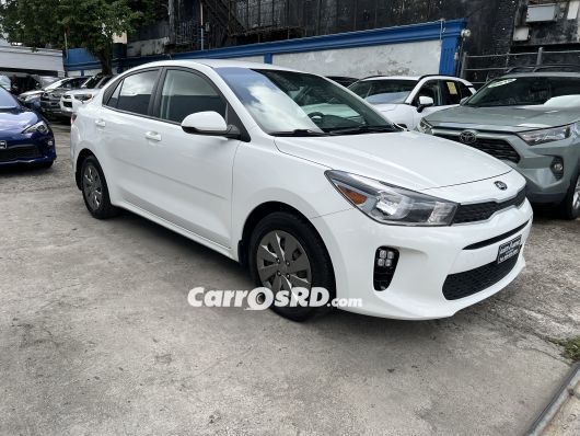 Kia Rio Carros en venta