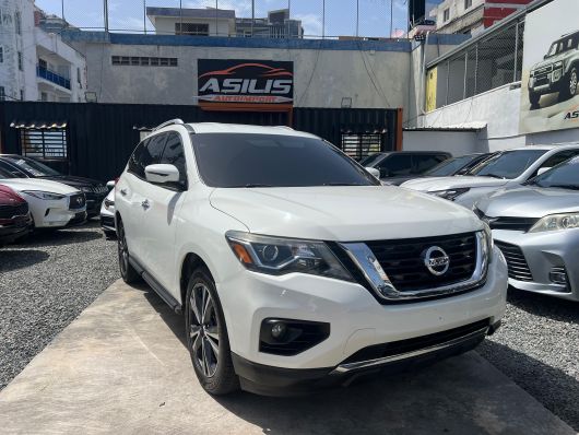 Nissan Pathfinder SV en venta