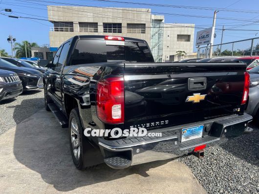 Chevrolet Silverado Camioneta en venta