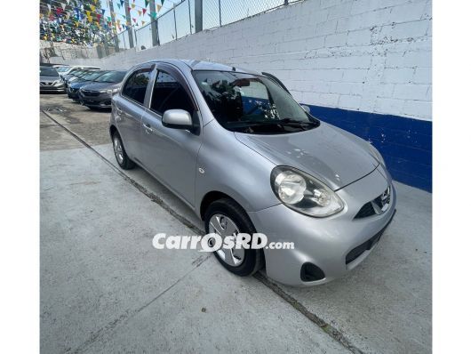 Nissan March Carros en venta
