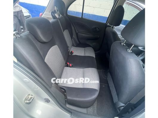 Nissan March Carros en venta