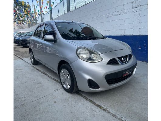Nissan March Básico en venta