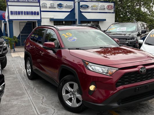 Toyota RAV4 XLE en venta