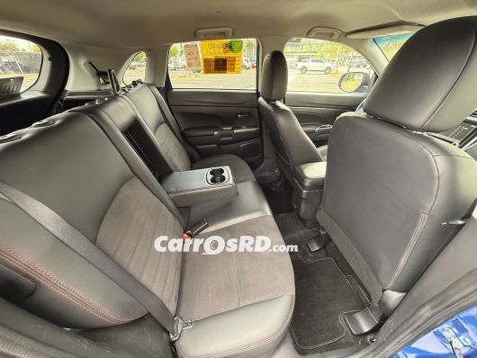 Mitsubishi Outlander Carros en venta