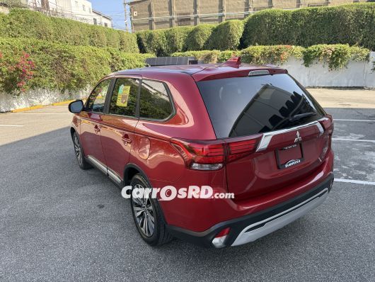 Mitsubishi Outlander Jeepeta en venta