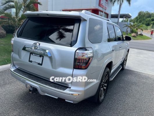 Toyota 4Runner Jeepeta en venta