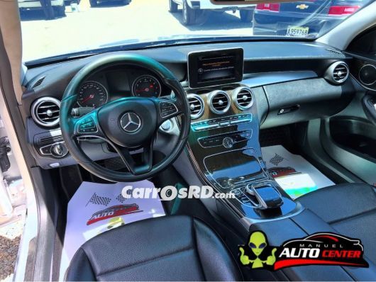 Mercedes-Benz Clase C Carros en venta