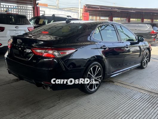 Toyota Camry Carros en venta