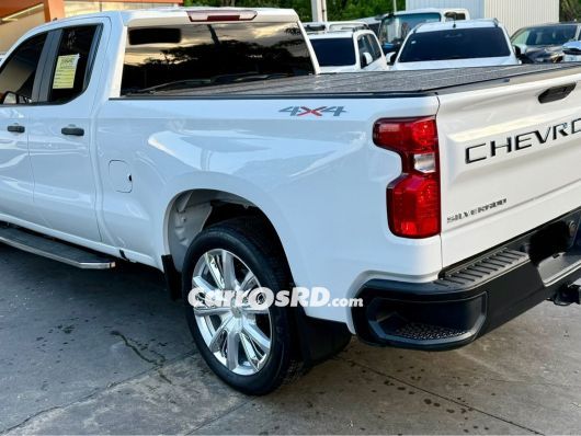 Chevrolet Silverado Camioneta en venta