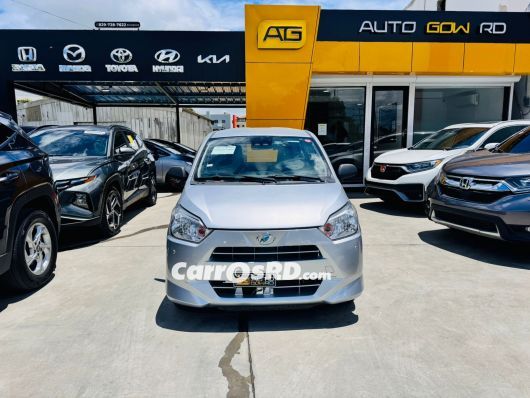 Daihatsu Mira Hatchback en venta